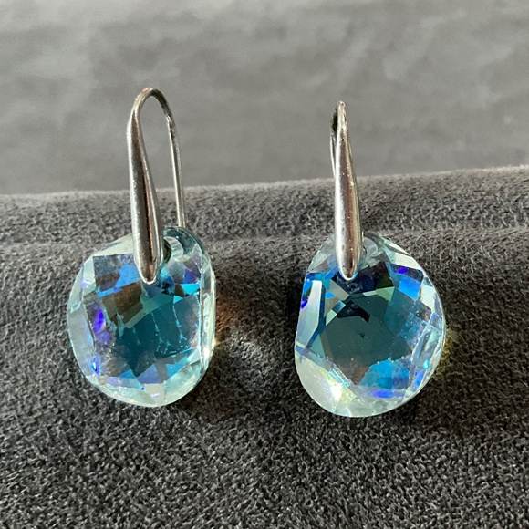 Swarovski Cushion Drop Earrings – Aquamarine AB (Aurora Borealis) Finish Rhodium - Picture 1 of 7